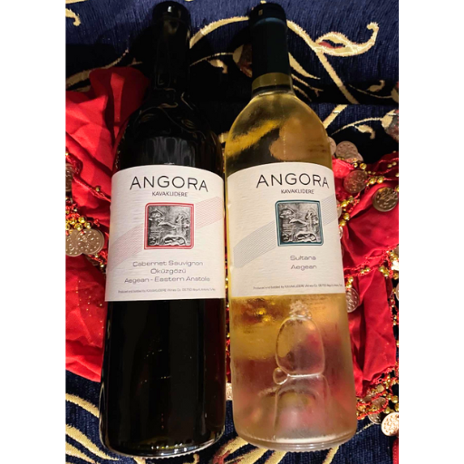 🍷 トルコワイン 赤＆白 ご用意しております